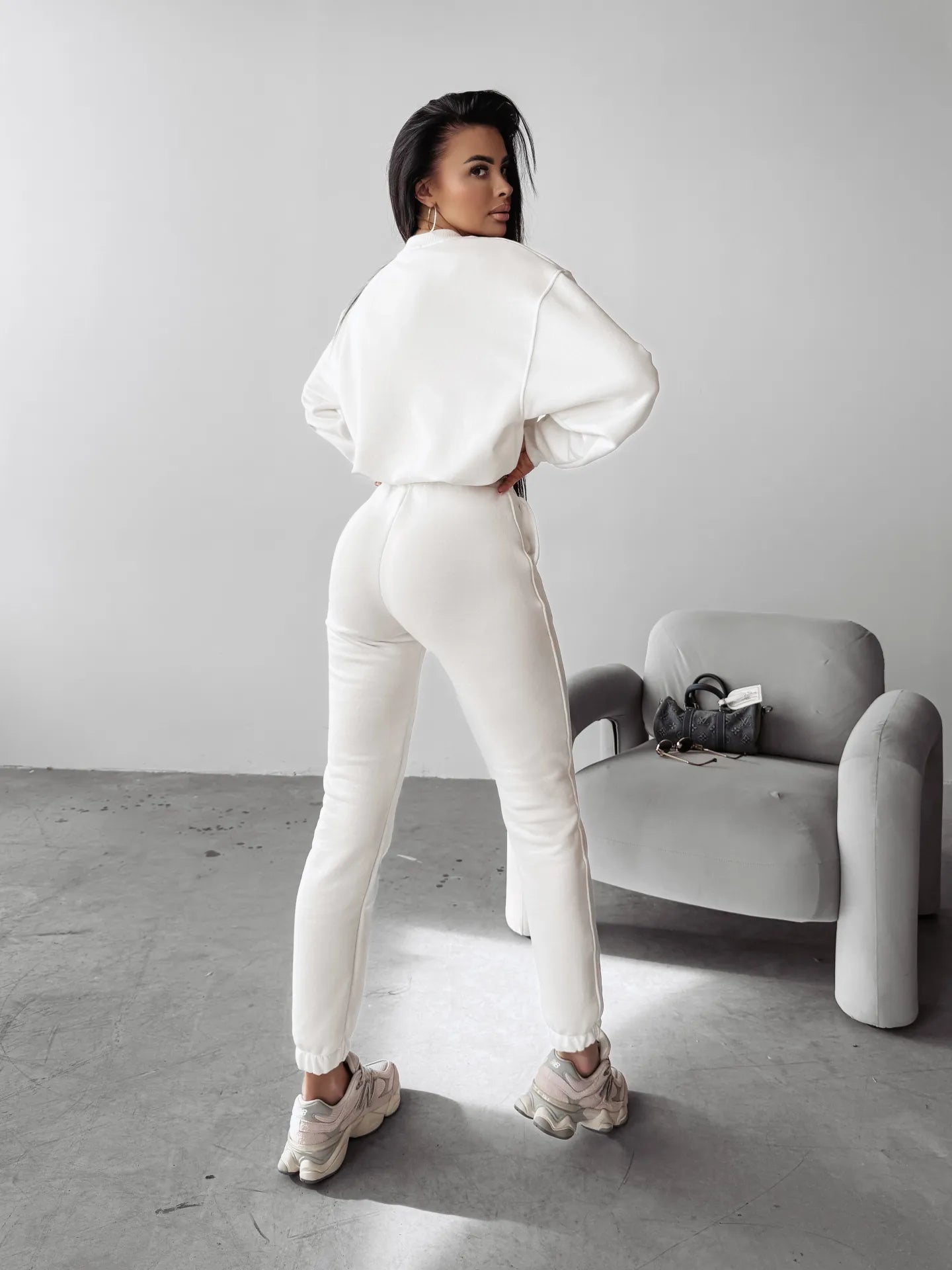 DÁMSKA TEPLÁKOVÁ SÚPRAVA OD OLAVOGA - PLETTO - V ECRU BIELEJ KRÉMOVEJ FARBE