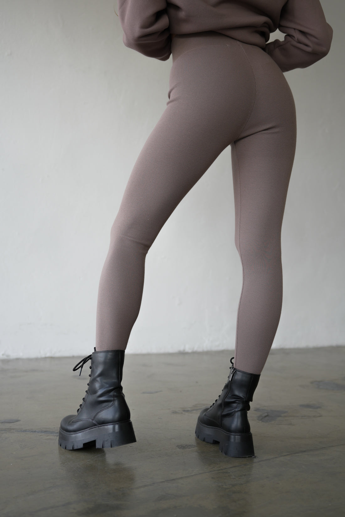 BRANDENBURG COUTURE DÁMSKE LEGÍNY BG GLITTER | CAPPUCINO