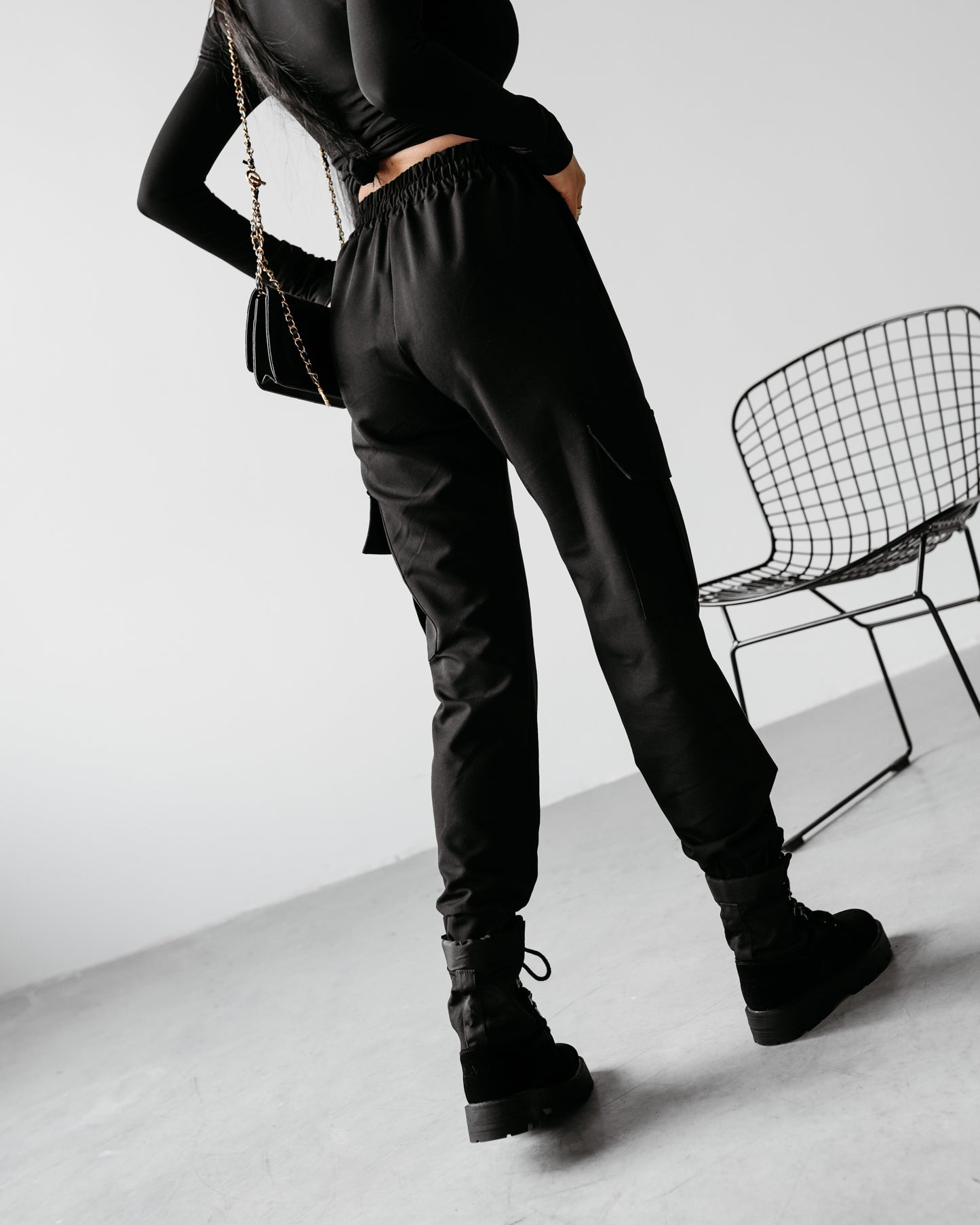 ČIERNE CARGO NOHAVICE OLAVOGA - TASCE