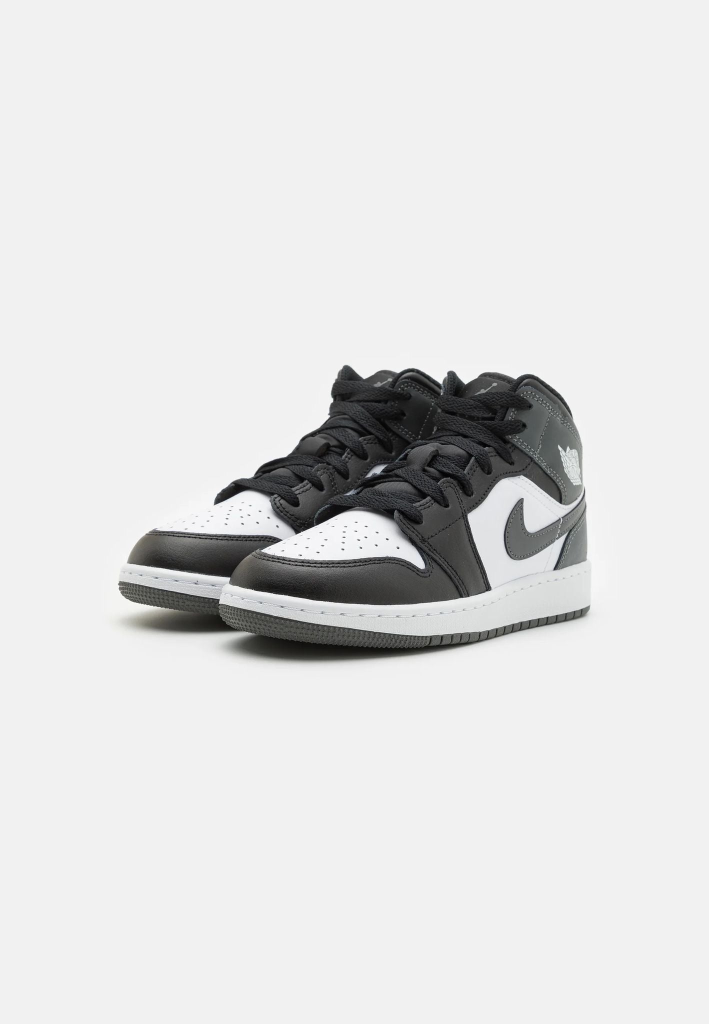 AIR JORDAN 1 MID (šedá-čierna)