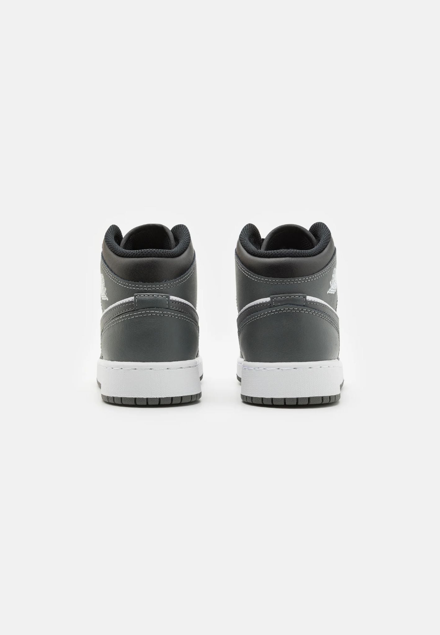 AIR JORDAN 1 MID (šedá-čierna)