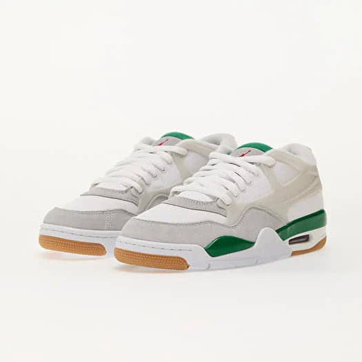 Air Jordan 4 RM