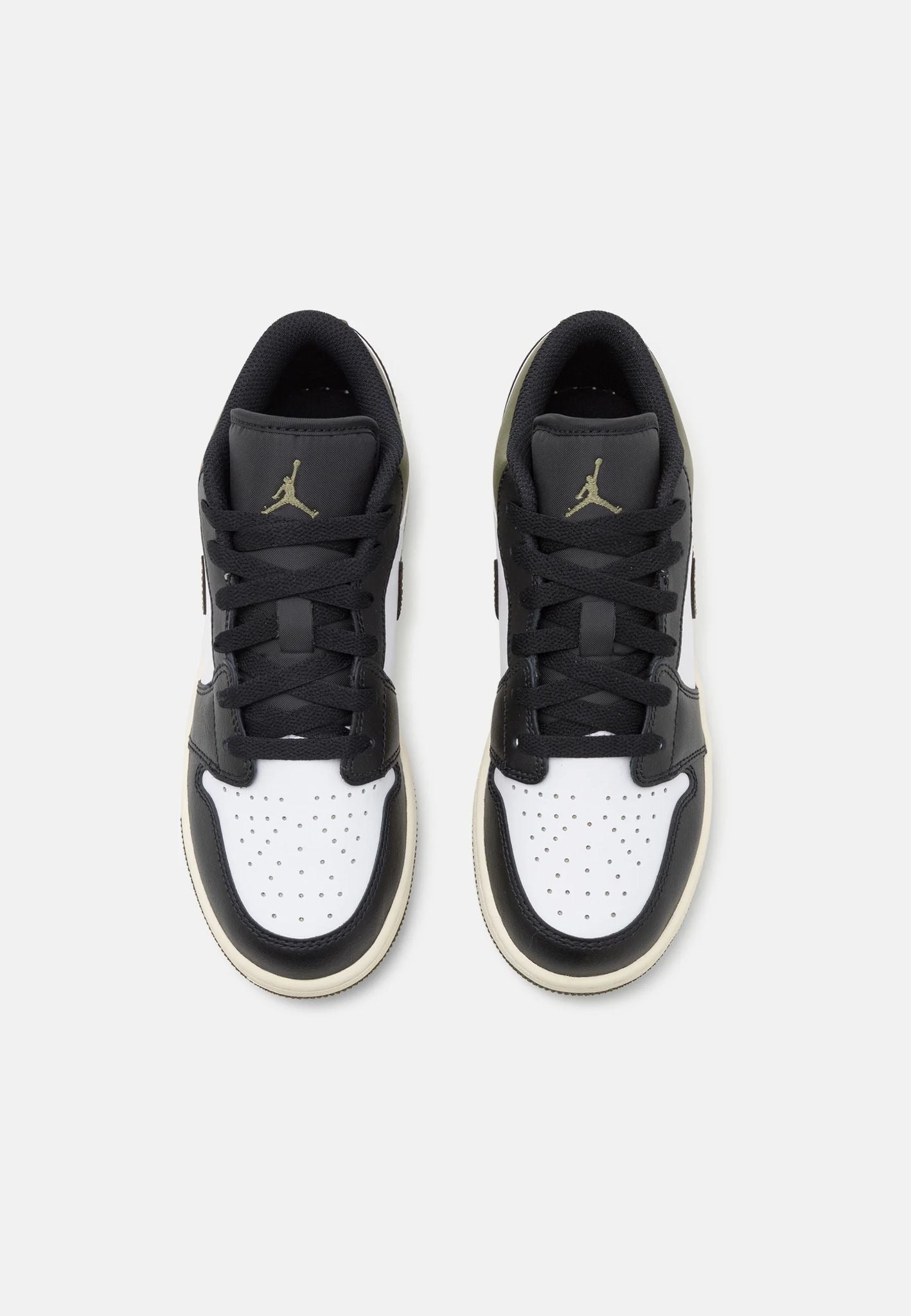 AIR JORDAN 1 LOW FLYEASE (khaki-čierna)