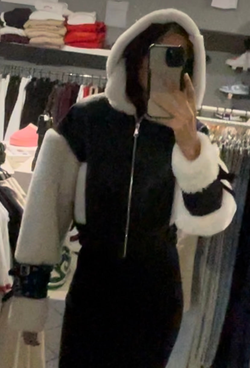 Dámska koženková bunda s kožušinou - čierna