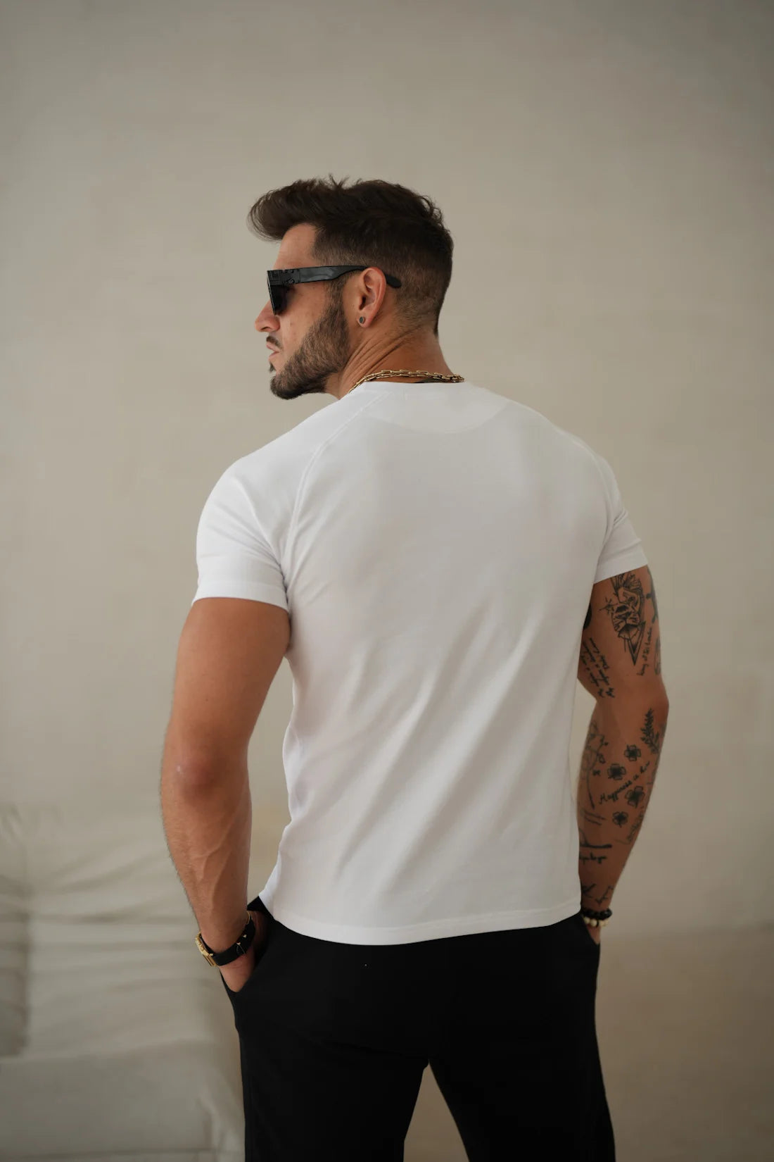 BG COUTURE T-SHIRT BRO - WHITE WITH RED LOGO