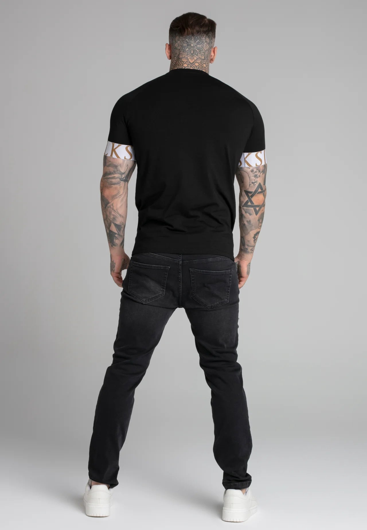 Siksilk Tech Tričko - Čierna